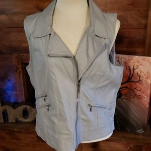 Maurices light grey pleather moto vest NWT